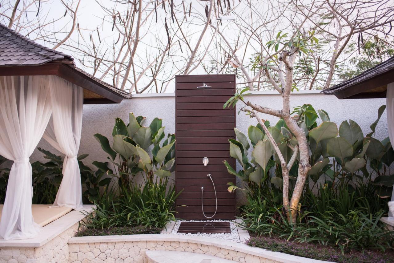Adhiloka Hotel Uluwatu Екстериор снимка